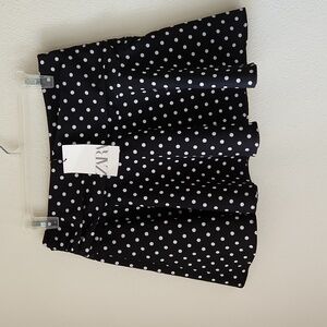 Zara Polka Dot Black & White miniskirt NWT Women Sz M Spring Festivals Summer